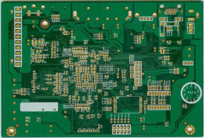 多層pcb打樣過程中電鍍夾膜產(chǎn)生的原因