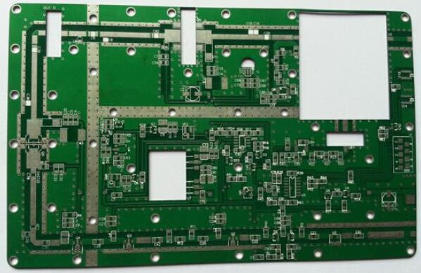 pcb打樣廠家介紹關(guān)于鉆孔的知識